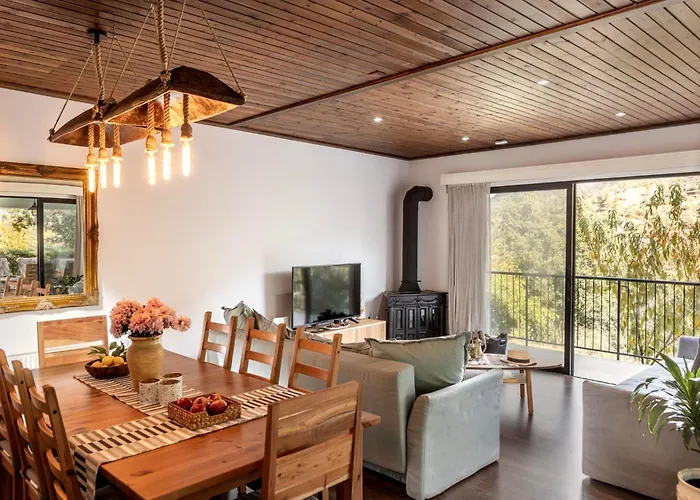 בית נופש Maison Du Mont קאלופאנאיוטיס